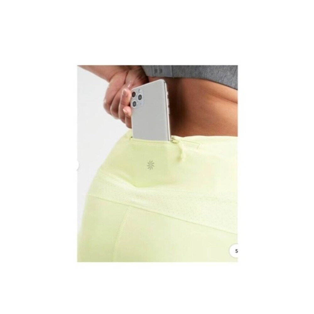 Athleta Shorts Womens Medium Green‎ Run With It Athleisure - Picture 8 of 9